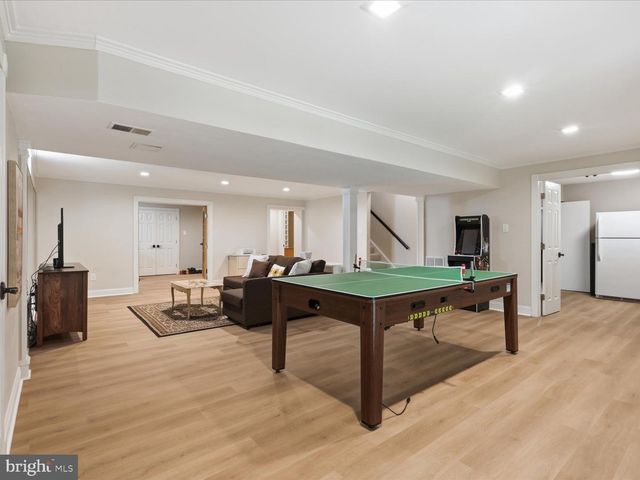 5384 ASHLEIGH RD, Fairfax, VA 22030