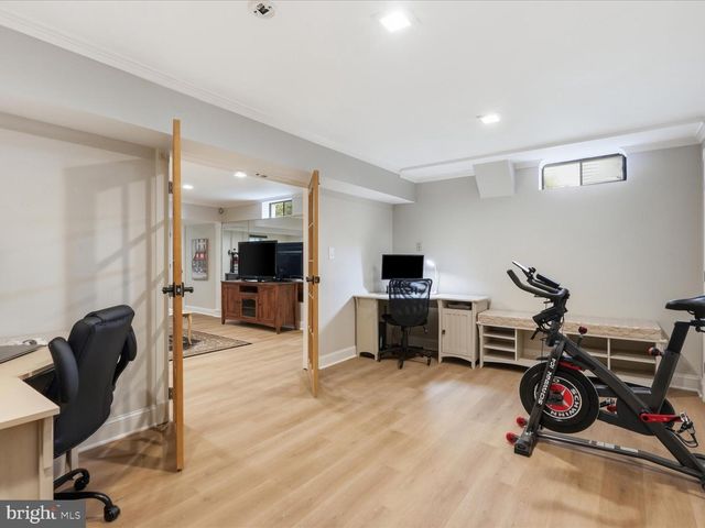 5384 ASHLEIGH RD, Fairfax, VA 22030