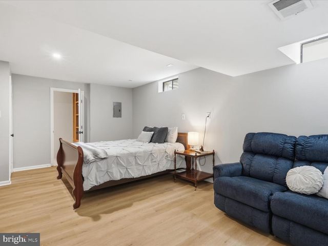 5384 ASHLEIGH RD, Fairfax, VA 22030