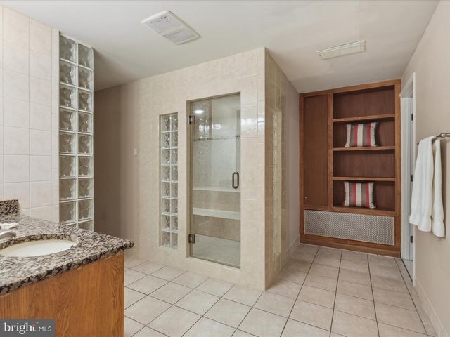 5384 ASHLEIGH RD, Fairfax, VA 22030