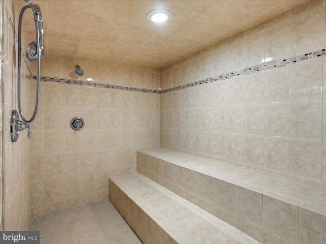 5384 ASHLEIGH RD, Fairfax, VA 22030