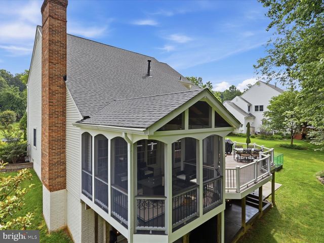 5384 ASHLEIGH RD, Fairfax, VA 22030