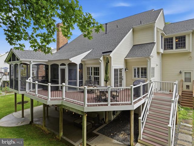5384 ASHLEIGH RD, Fairfax, VA 22030