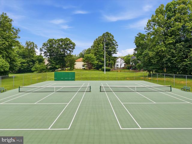 5384 ASHLEIGH RD, Fairfax, VA 22030