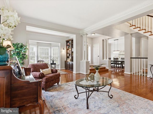 5384 ASHLEIGH RD, Fairfax, VA 22030