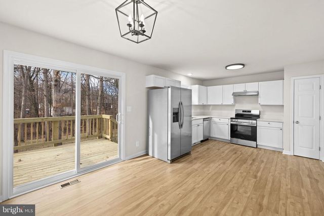 341 ALBANY ST, Fredericksburg, VA 22407