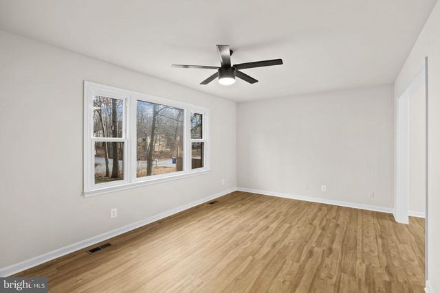 341 ALBANY ST, Fredericksburg, VA 22407