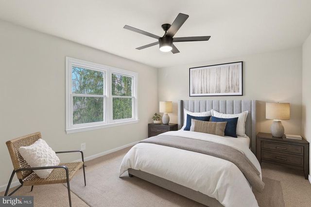 341 ALBANY ST, Fredericksburg, VA 22407