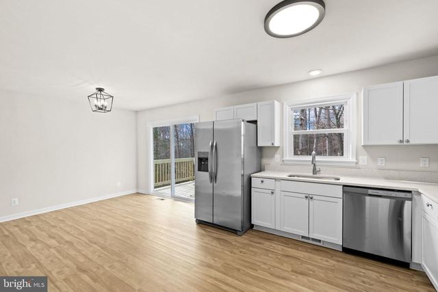 341 ALBANY ST, Fredericksburg, VA 22407