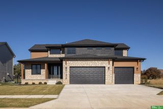 21828 Grover Street, Elkhorn, NE 68022
