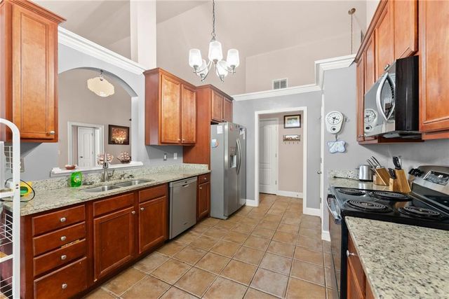286 Middle Fork Lane, Carnesville, GA 30521