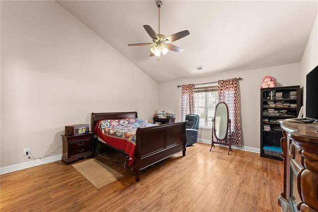 286 Middle Fork Lane, Carnesville, GA 30521