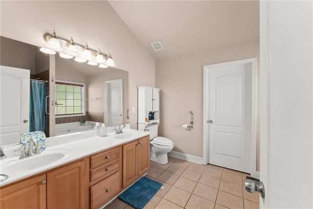 286 Middle Fork Lane, Carnesville, GA 30521