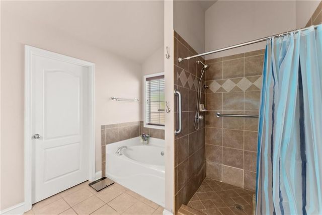 286 Middle Fork Lane, Carnesville, GA 30521
