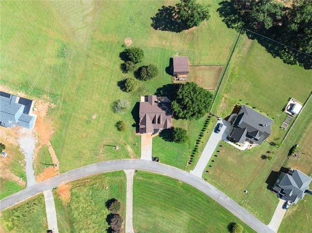 286 Middle Fork Lane, Carnesville, GA 30521