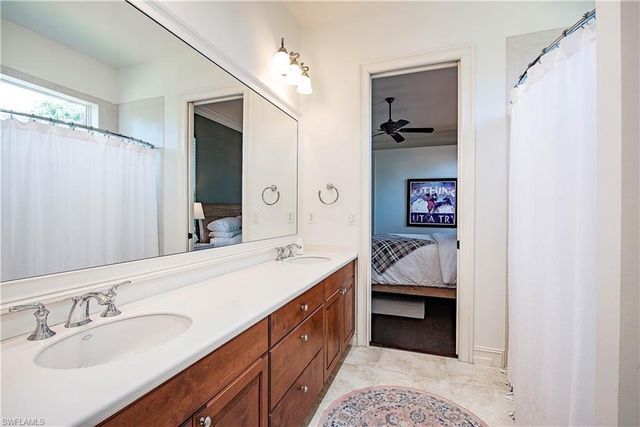 819 Bentwood DR, Naples, FL 34108