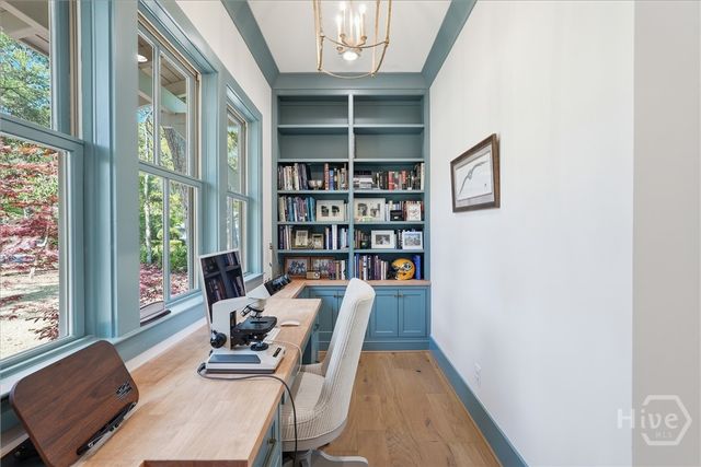 678 Landings Way S, Savannah, GA 31411