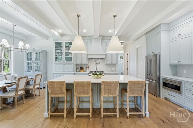 678 Landings Way S, Savannah, GA 31411