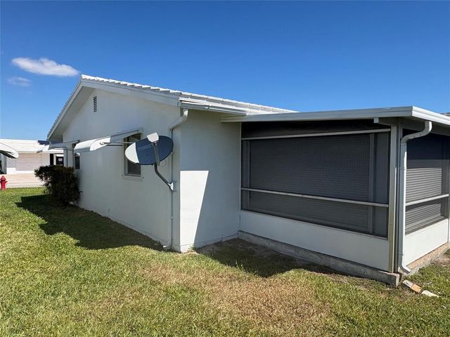 2392 SW 13th Terrace, Boynton Beach, FL 33426