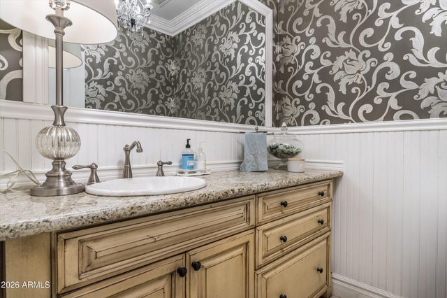 3915 N 54TH Way, Phoenix, AZ 85018