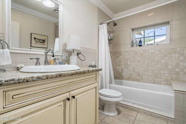 3915 N 54TH Way, Phoenix, AZ 85018