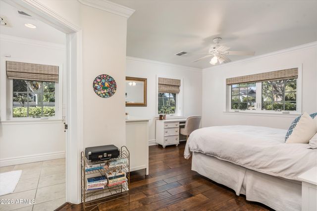 3915 N 54TH Way, Phoenix, AZ 85018