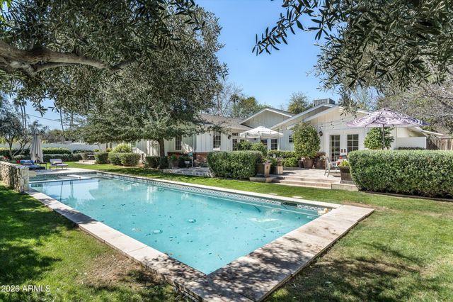 3915 N 54TH Way, Phoenix, AZ 85018