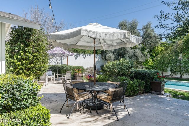 3915 N 54TH Way, Phoenix, AZ 85018