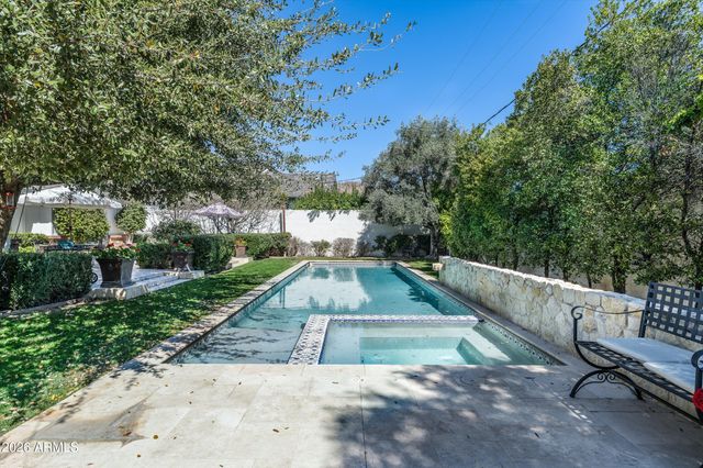 3915 N 54TH Way, Phoenix, AZ 85018