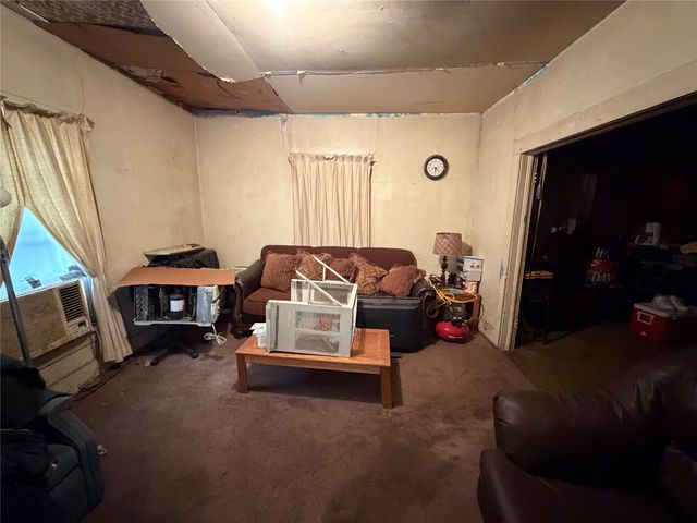 941 E Baltimore Avenue, Fort Worth, TX 76104