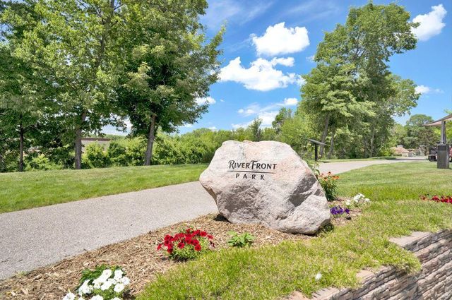 986 Big Woods Drive, Dayton, MN 55328