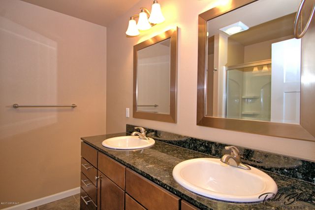 4215 S Gon Fishin Drive, Wasilla, AK 99654