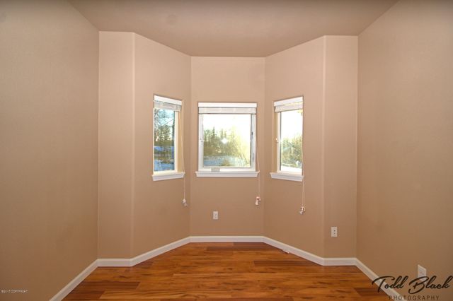 4215 S Gon Fishin Drive, Wasilla, AK 99654