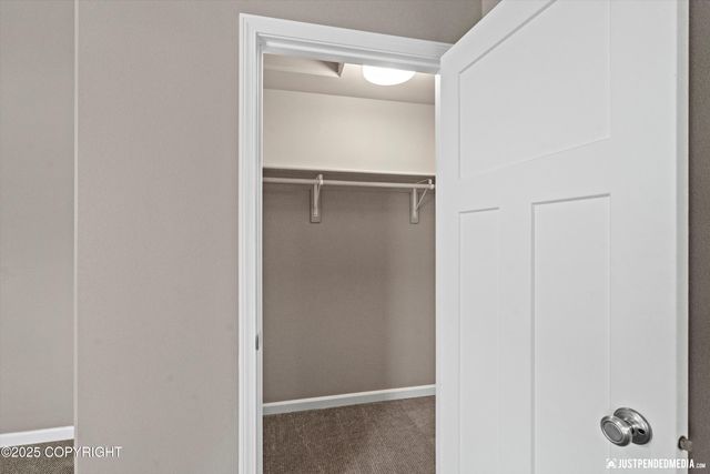 4215 S Gon Fishin Drive, Wasilla, AK 99654