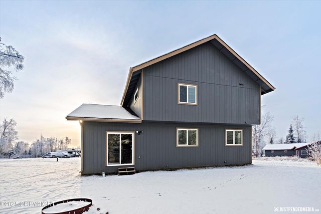 4215 S Gon Fishin Drive, Wasilla, AK 99654