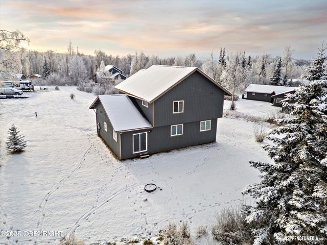 4215 S Gon Fishin Drive, Wasilla, AK 99654