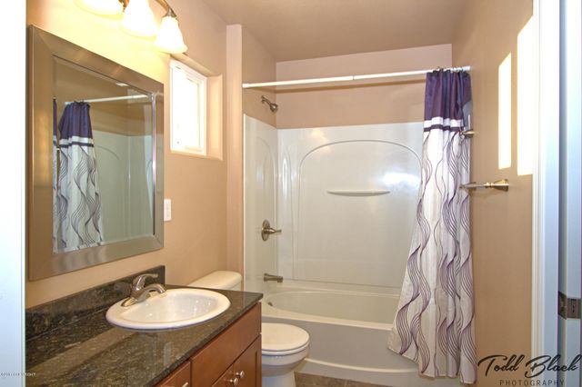 4215 S Gon Fishin Drive, Wasilla, AK 99654