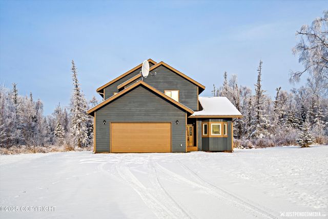 4215 S Gon Fishin Drive, Wasilla, AK 99654