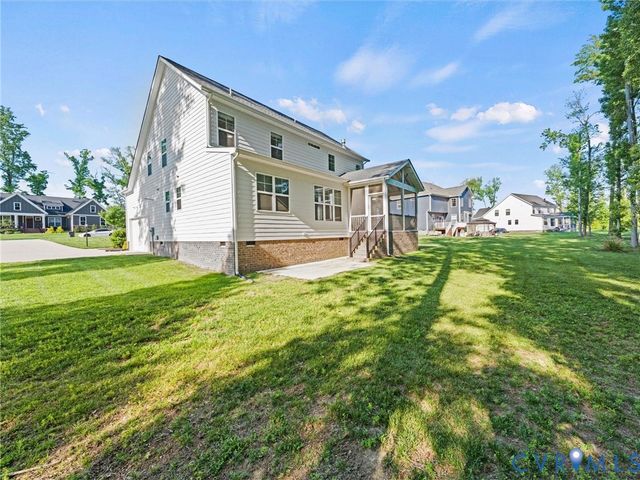 11730 Riverboat Dr, Chester, VA 23836