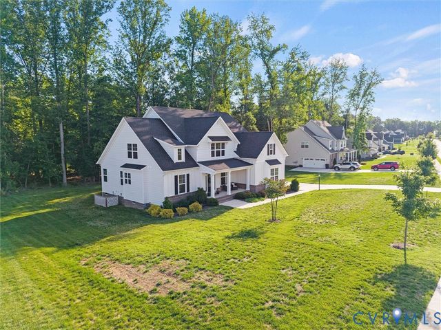 11730 Riverboat Dr, Chester, VA 23836