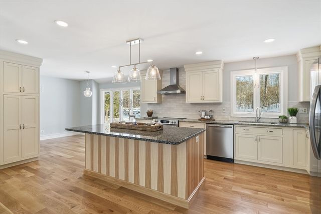 57 Beebe Rd, Wilbraham, MA 01095