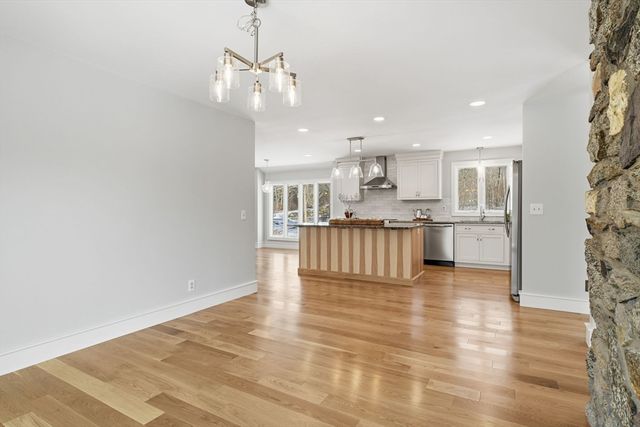 57 Beebe Rd, Wilbraham, MA 01095