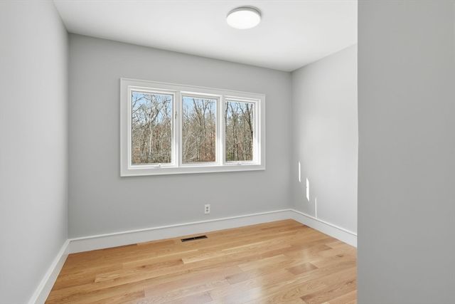 57 Beebe Rd, Wilbraham, MA 01095