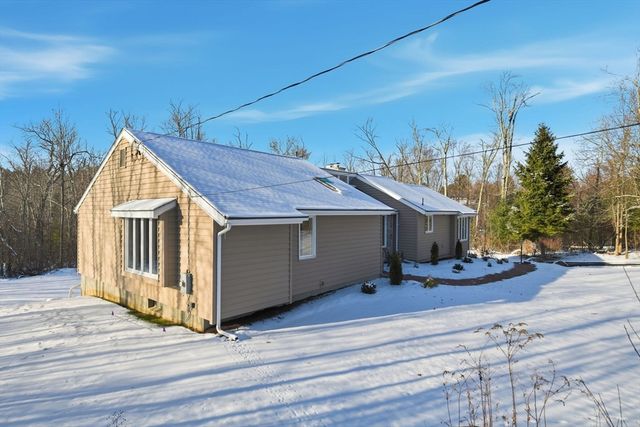 57 Beebe Rd, Wilbraham, MA 01095