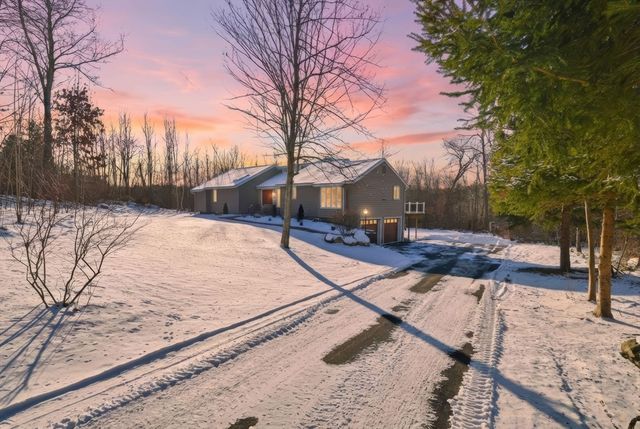 57 Beebe Rd, Wilbraham, MA 01095