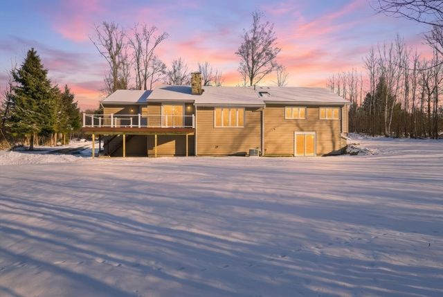 57 Beebe Rd, Wilbraham, MA 01095