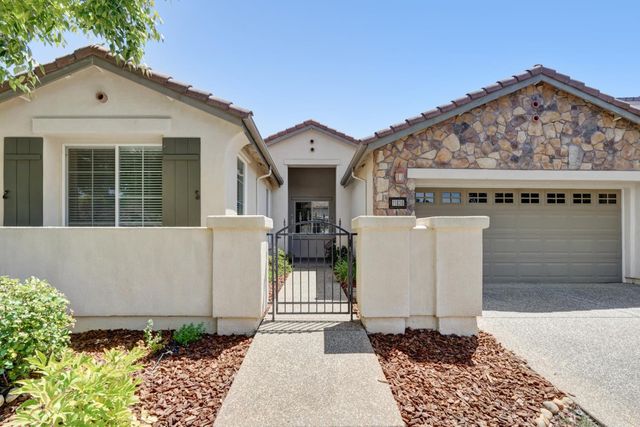 11836 Slate Falls Way, Rancho Cordova, CA 95742