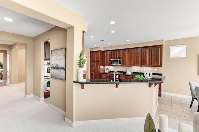11836 Slate Falls Way, Rancho Cordova, CA 95742