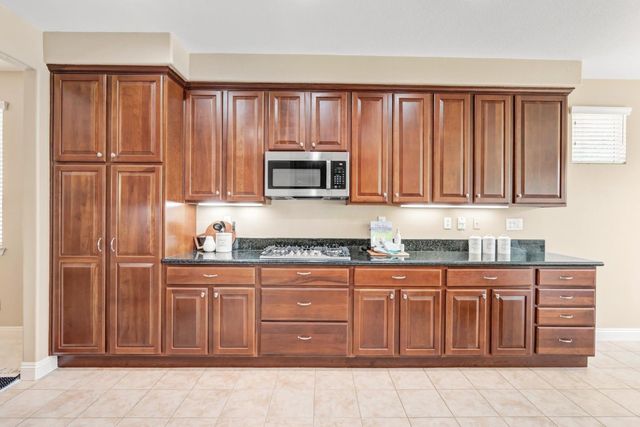 11836 Slate Falls Way, Rancho Cordova, CA 95742