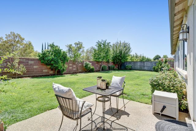 11836 Slate Falls Way, Rancho Cordova, CA 95742